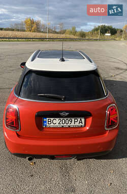 Хэтчбек MINI Hatch 2015 в 