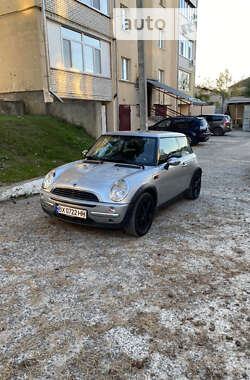 Хэтчбек MINI Hatch 2002 в 