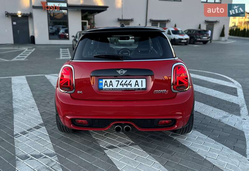 Хетчбек MINI Hatch 2019 в Рівному
