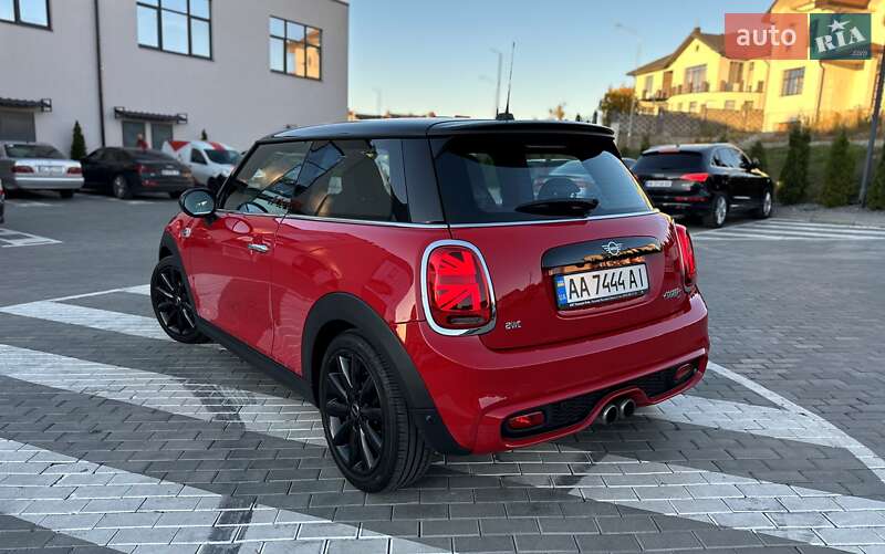 Хетчбек MINI Hatch 2019 в Рівному