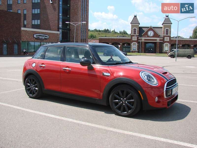 Хетчбек MINI Hatch 2015 в Києві