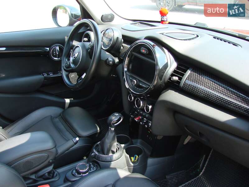 Хетчбек MINI Hatch 2015 в Києві