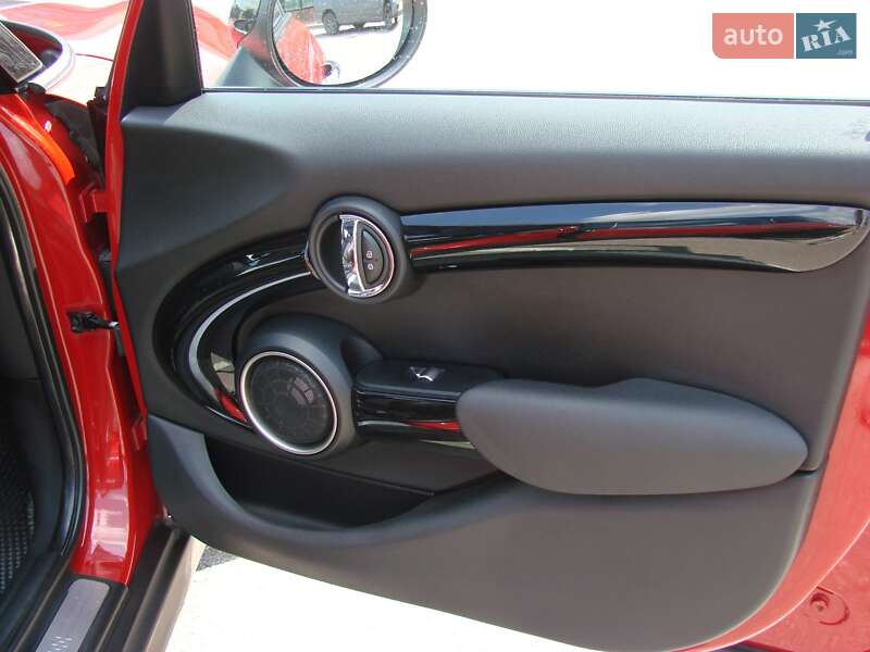 Хетчбек MINI Hatch 2015 в Києві
