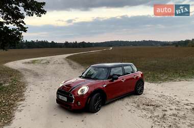 Хетчбек MINI Hatch 2015 в Києві
