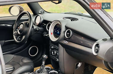 Хетчбек MINI Hatch 2013 в 