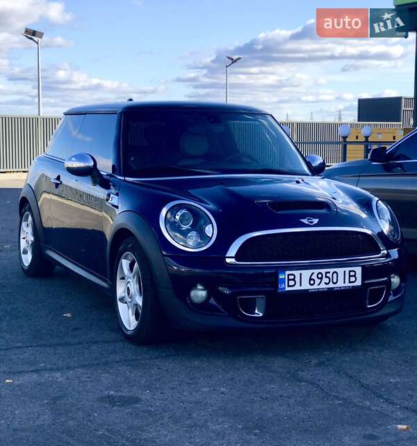 Хетчбек MINI Hatch 2012 в Полтаві