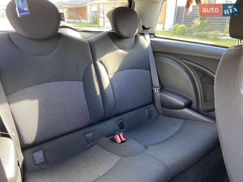 Хетчбек MINI Hatch 2007 в Києві
