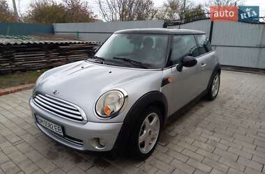 Хетчбек MINI Hatch 2007 в Котельві