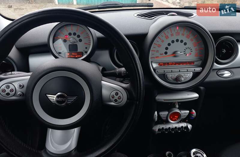 Хетчбек MINI Hatch 2007 в Котельві