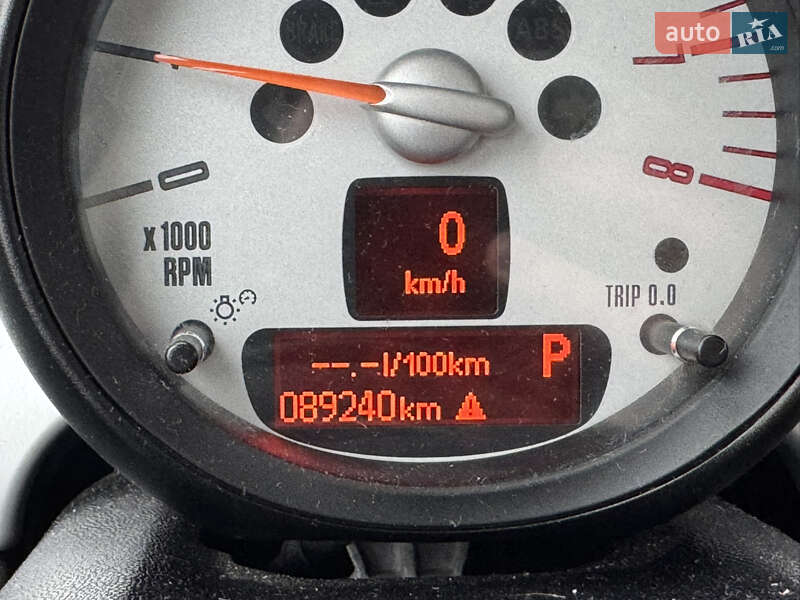 Хэтчбек MINI Hatch 2013 в Киеве