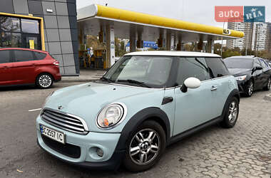 Хэтчбек MINI Hatch 2013 в Киеве