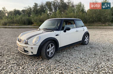 Хетчбек MINI Hatch 2005 в Чернівцях