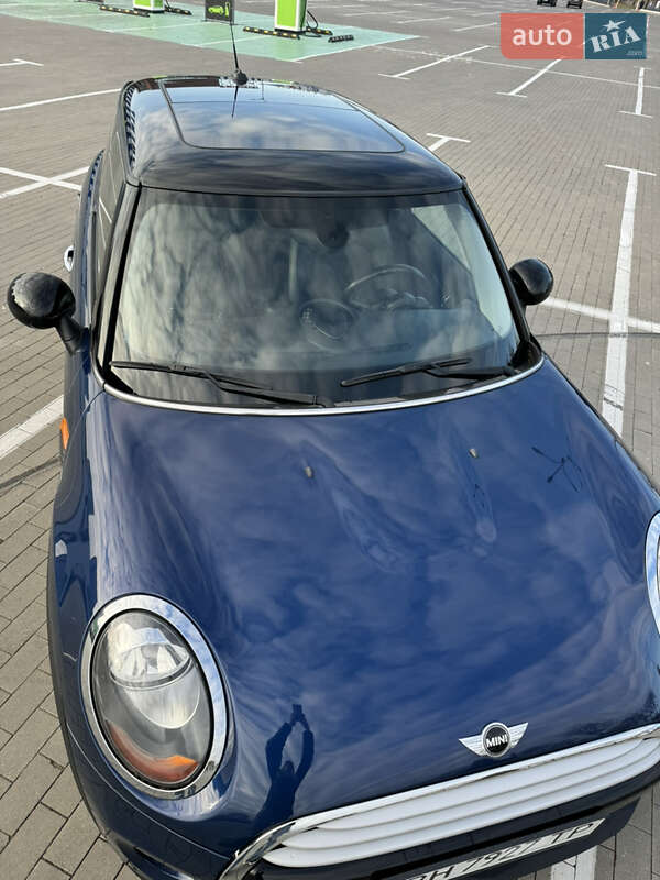 Хэтчбек MINI Hatch 2014 в Одессе