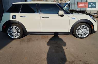 Хэтчбек MINI Hatch 2018 в Чернигове