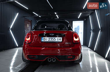 Хетчбек MINI Hatch 2014 в 