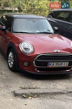 Хэтчбек MINI Hatch 2014 в Киеве