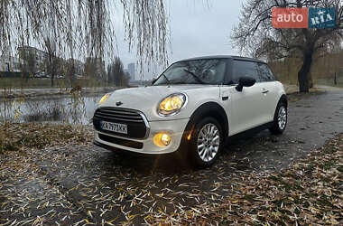 Хэтчбек MINI Hatch 2015 в 