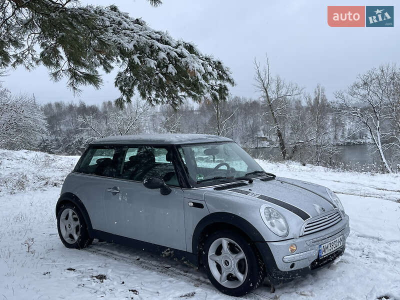 Хэтчбек MINI Hatch 2003 в Житомире