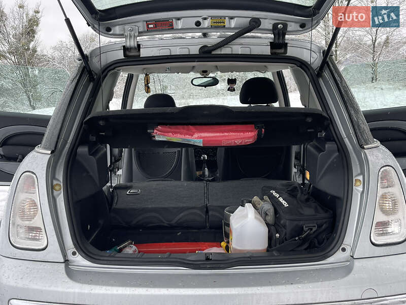 Хэтчбек MINI Hatch 2003 в Житомире