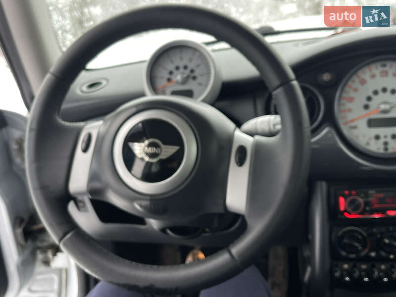 Хэтчбек MINI Hatch 2003 в Житомире