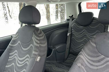 Хетчбек MINI Hatch 2003 в Житомирі
