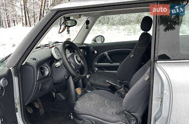 Хэтчбек MINI Hatch 2003 в Житомире