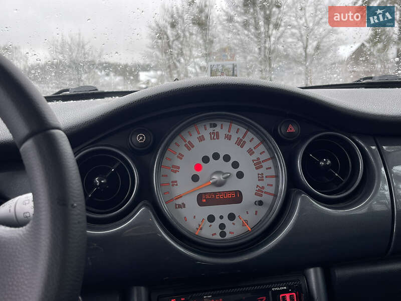 Хэтчбек MINI Hatch 2003 в Житомире