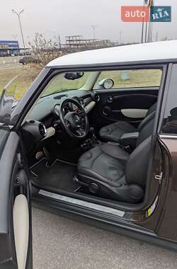 Хэтчбек MINI Hatch 2011 в 
