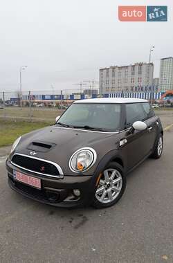 Хэтчбек MINI Hatch 2011 в 