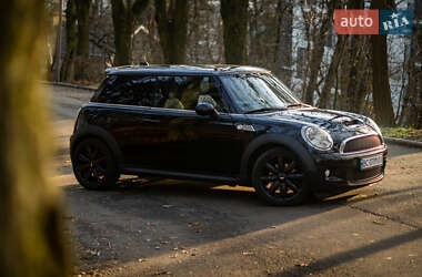 Хэтчбек MINI Hatch 2009 в 