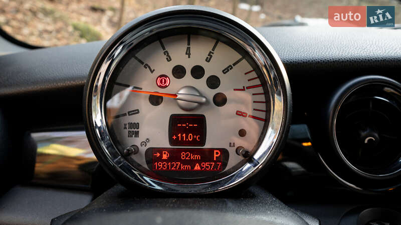 Хэтчбек MINI Hatch 2009 в Львове