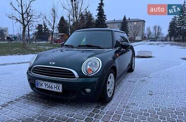 Хетчбек MINI Hatch 2010 в Радивиліві