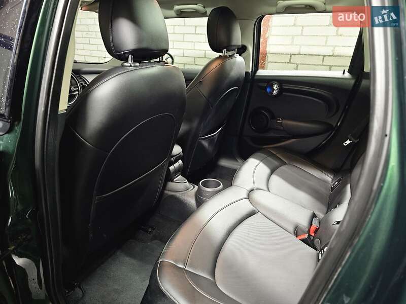 Хетчбек MINI Hatch 2015 в Львові