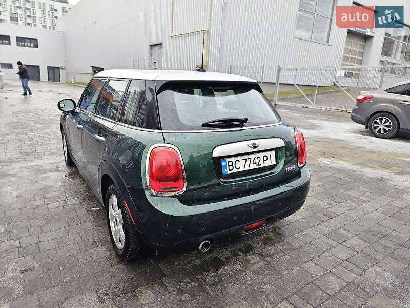 Хетчбек MINI Hatch 2015 в Львові