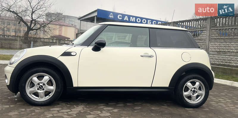 Хетчбек MINI Hatch 2008 в Рівному