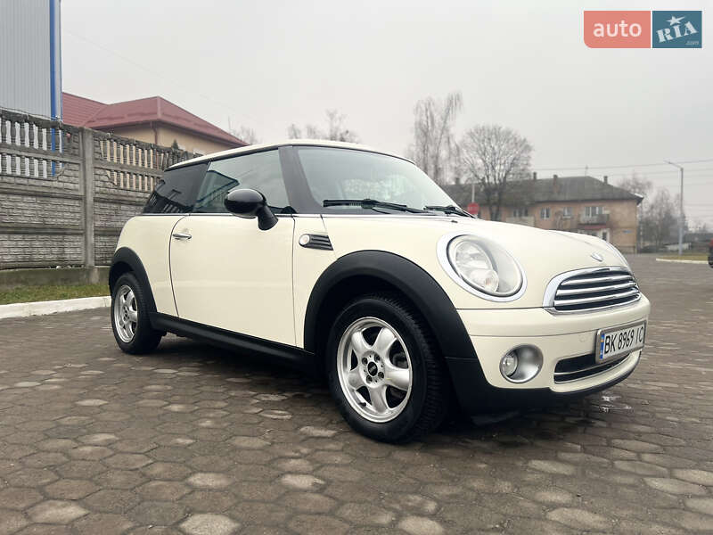 Хетчбек MINI Hatch 2008 в Рівному