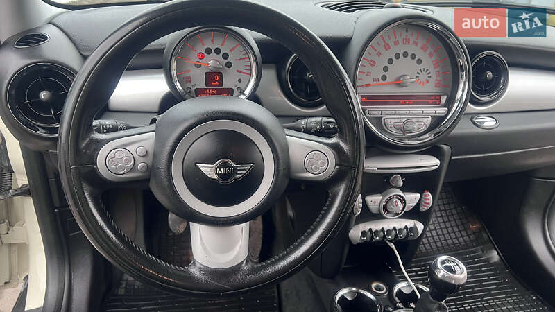Хетчбек MINI Hatch 2008 в Рівному