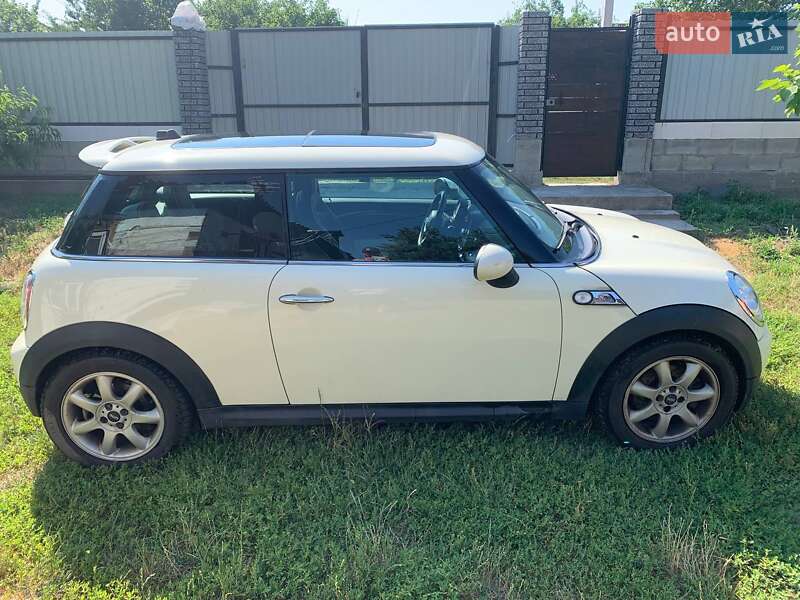 MINI Hatch 2009