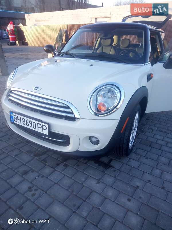 MINI Hatch 2013