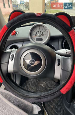 Хетчбек MINI Hatch 2003 в Миргороді