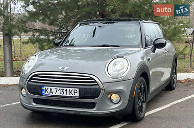 Хетчбек MINI Hatch 2015 в Києві