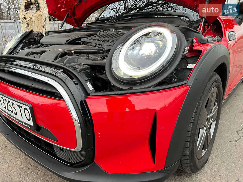 Хэтчбек MINI Hatch 2022 в Киеве