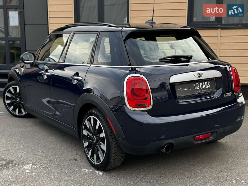 Хетчбек MINI Hatch 2015 в Києві