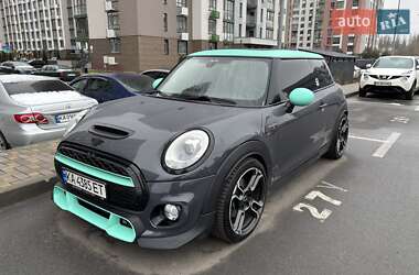 Хетчбек MINI Hatch 2015 в Києві