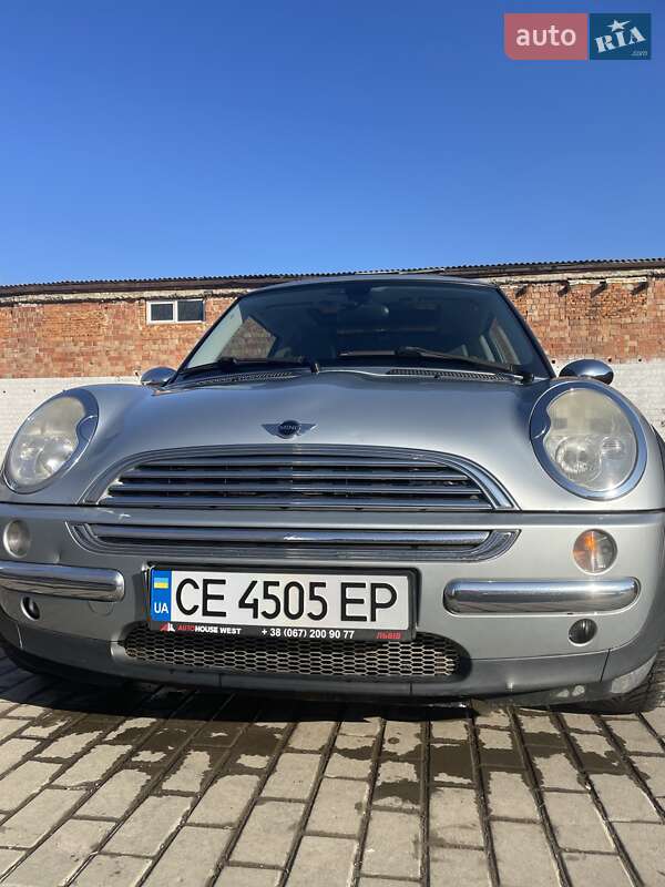 Хетчбек MINI Hatch 2003 в Чернівцях