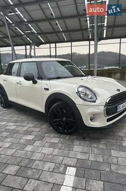 Хэтчбек MINI Hatch 2016 в 