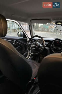 Хэтчбек MINI Hatch 2016 в 