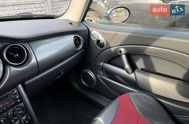 Хэтчбек MINI Hatch 2005 в 