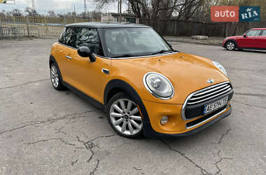 Хетчбек MINI Hatch 2014 в Дніпрі Хетчбек MINI Hatch 2014 в Дніпрі