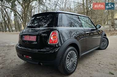 Хетчбек MINI Hatch 2013 в 
